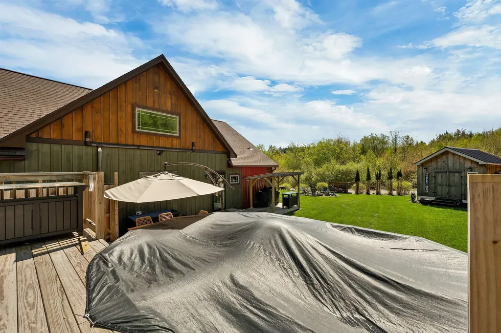 11 Vail Road Sanbornton NH 03269
