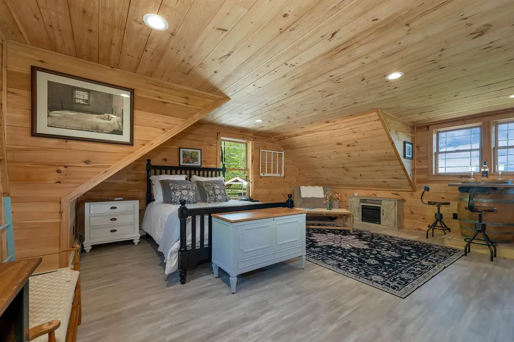 11 Vail Road Sanbornton NH 03269