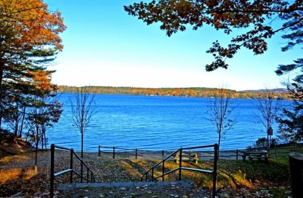11 Vail Road Sanbornton NH 03269