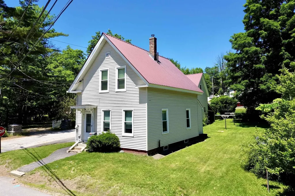 39 Chestnut Street Tilton NH 03276