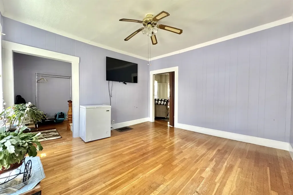 39 Chestnut Street Tilton NH 03276