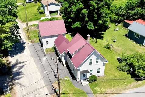 39 Chestnut Street Tilton NH 03276