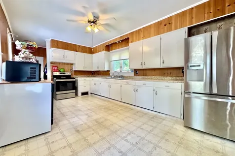 39 Chestnut Street Tilton NH 03276