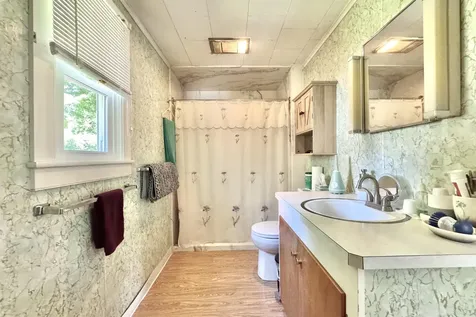 39 Chestnut Street Tilton NH 03276