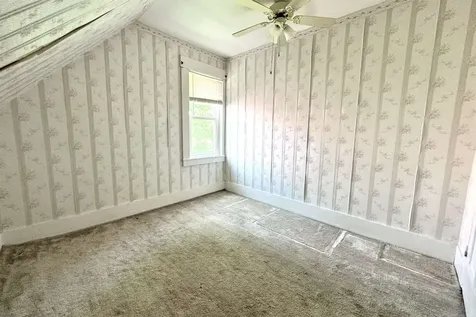 39 Chestnut Street Tilton NH 03276