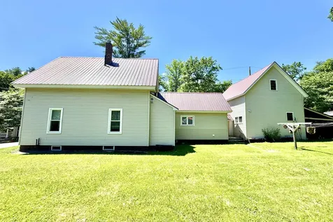 39 Chestnut Street Tilton NH 03276