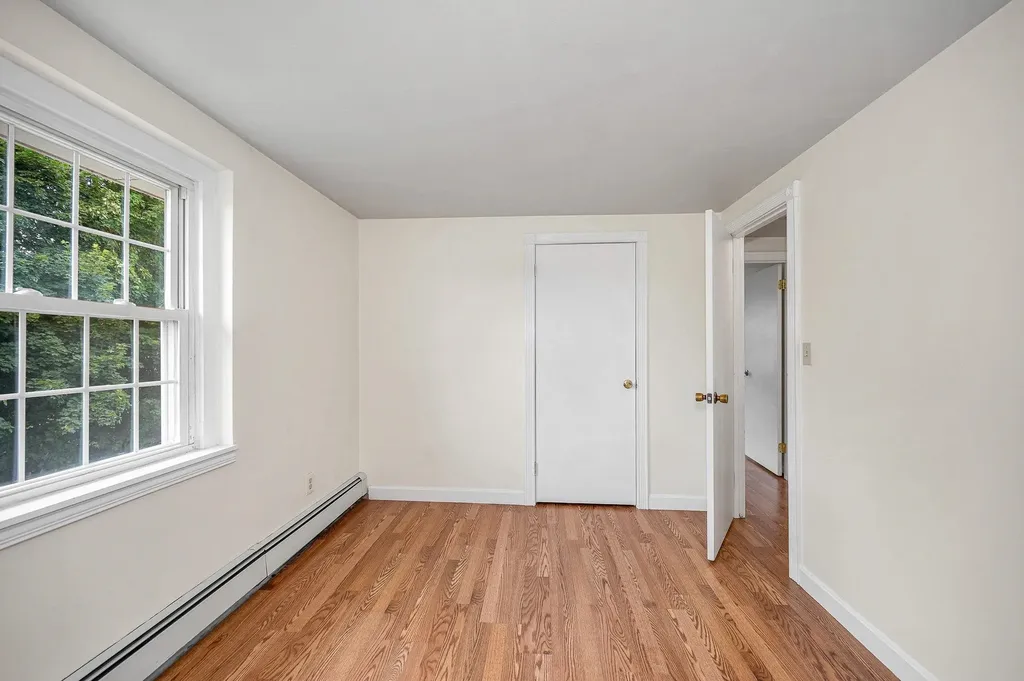 95 East Broadway Street Derry NH 03038