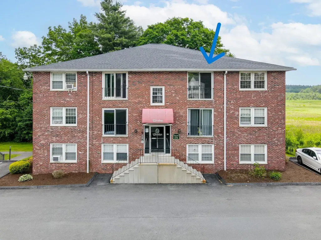 95 East Broadway Street Derry NH 03038