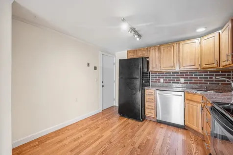 95 East Broadway Street Derry NH 03038
