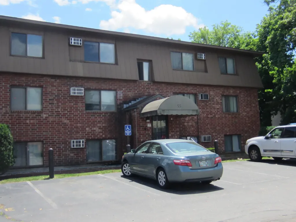 55 Log Street Manchester NH 03102