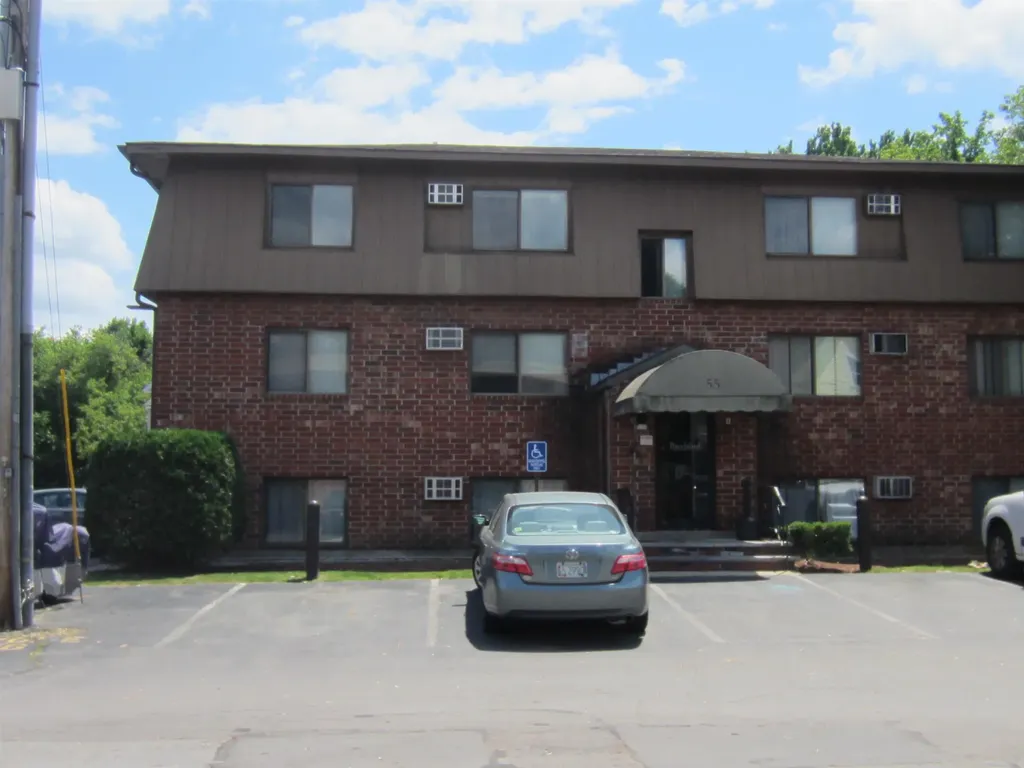 55 Log Street Manchester NH 03102