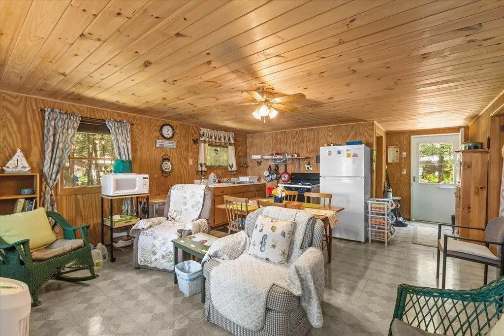 306 Hammond Shore Road Franklin VT 05457
