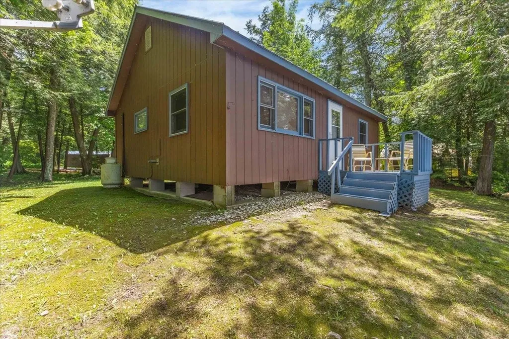 306 Hammond Shore Road Franklin VT 05457