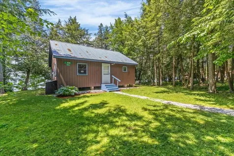 306 Hammond Shore Road Franklin VT 05457