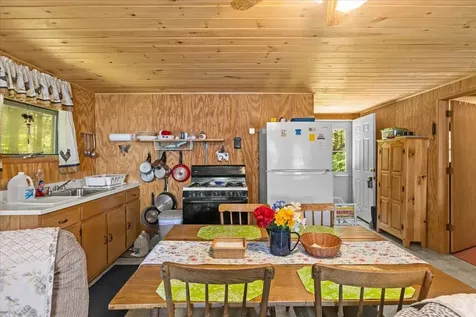 306 Hammond Shore Road Franklin VT 05457