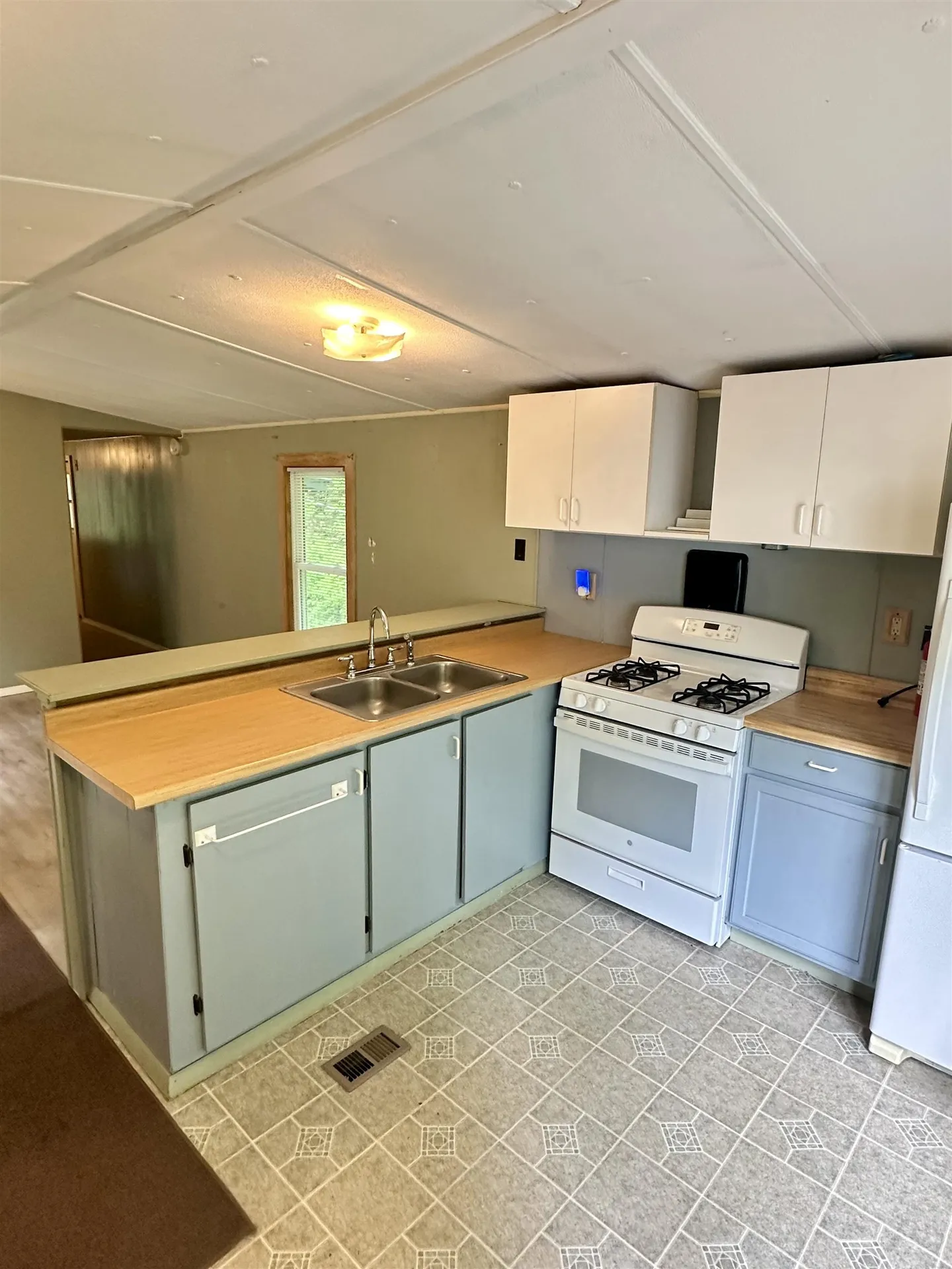 4 Reservoir Road Brattleboro VT 05301