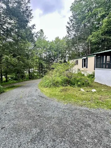 4 Reservoir Road Brattleboro VT 05301