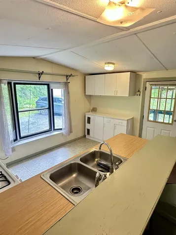 4 Reservoir Road Brattleboro VT 05301