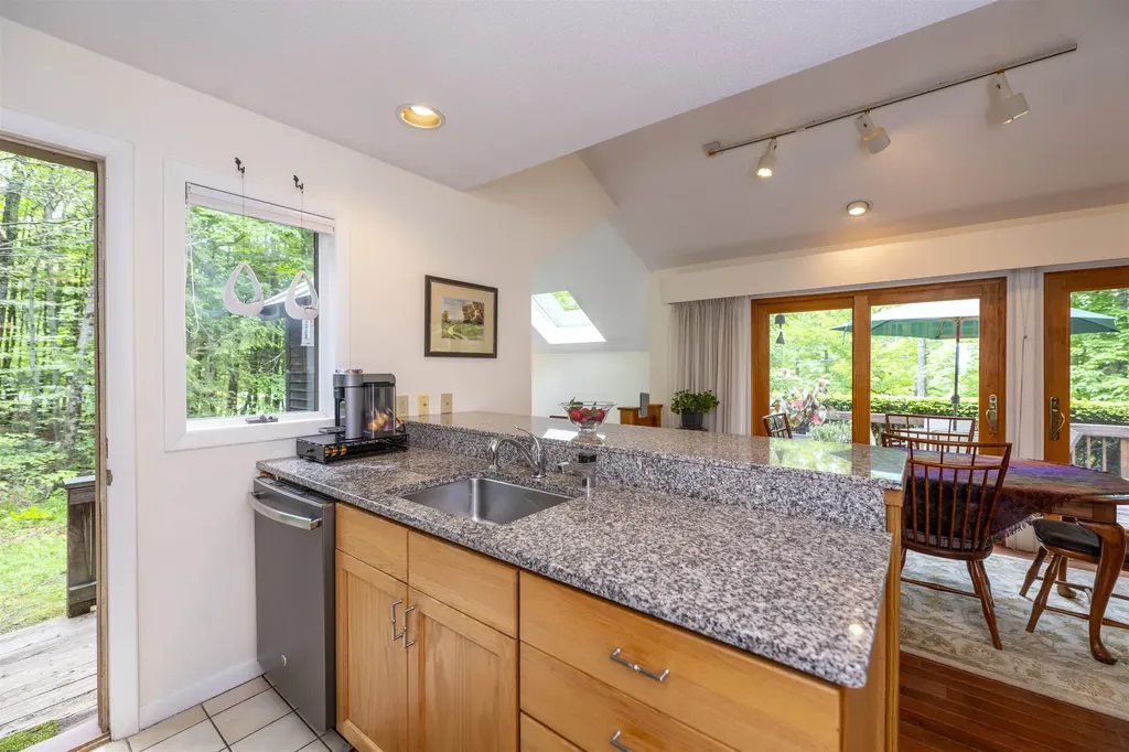 1020 Baker Turn Hartford VT 05059