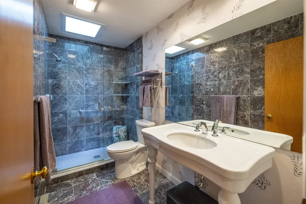 1020 Baker Turn Hartford VT 05059