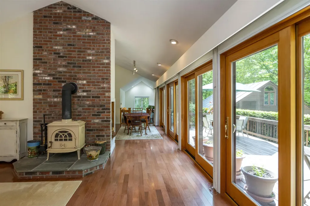 1020 Baker Turn Hartford VT 05059