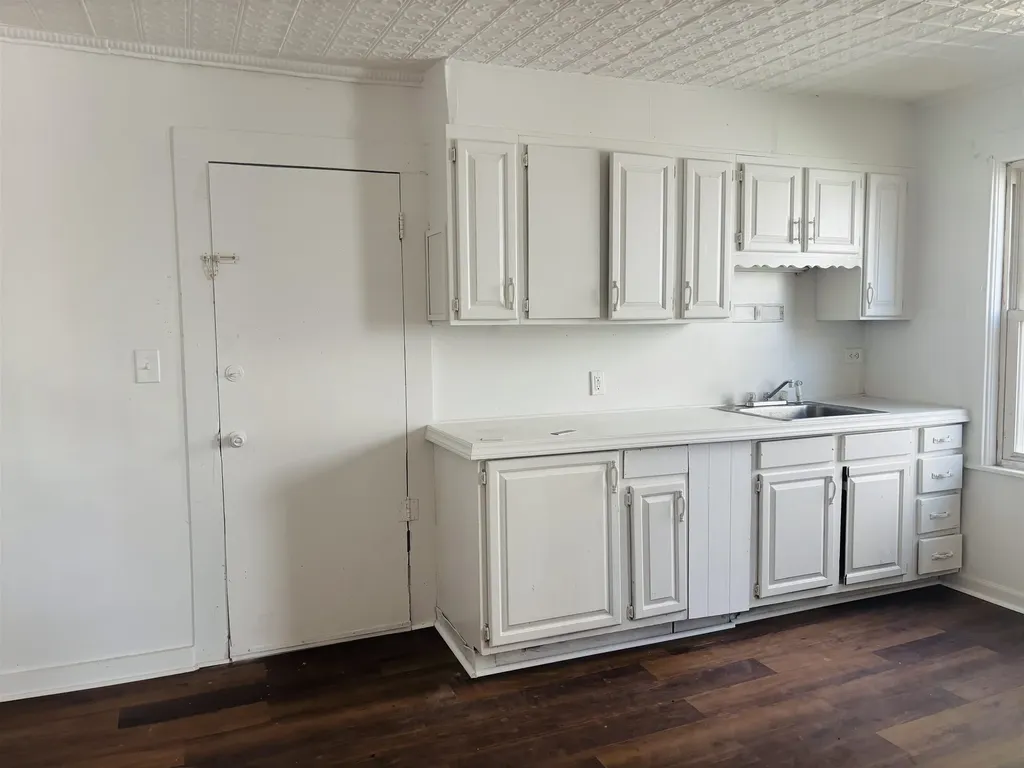 5 Shedds Avenue Nashua NH 03060