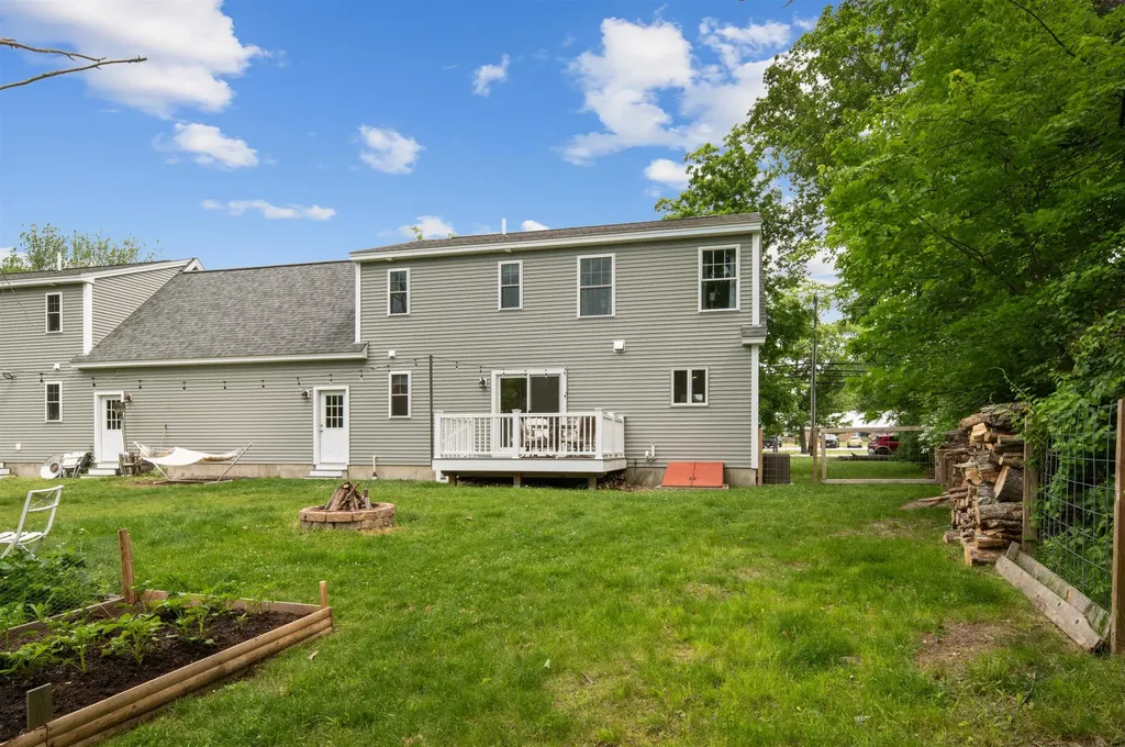 7 Hampton Road Exeter NH 03833