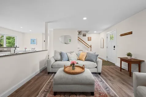7 Hampton Road Exeter NH 03833