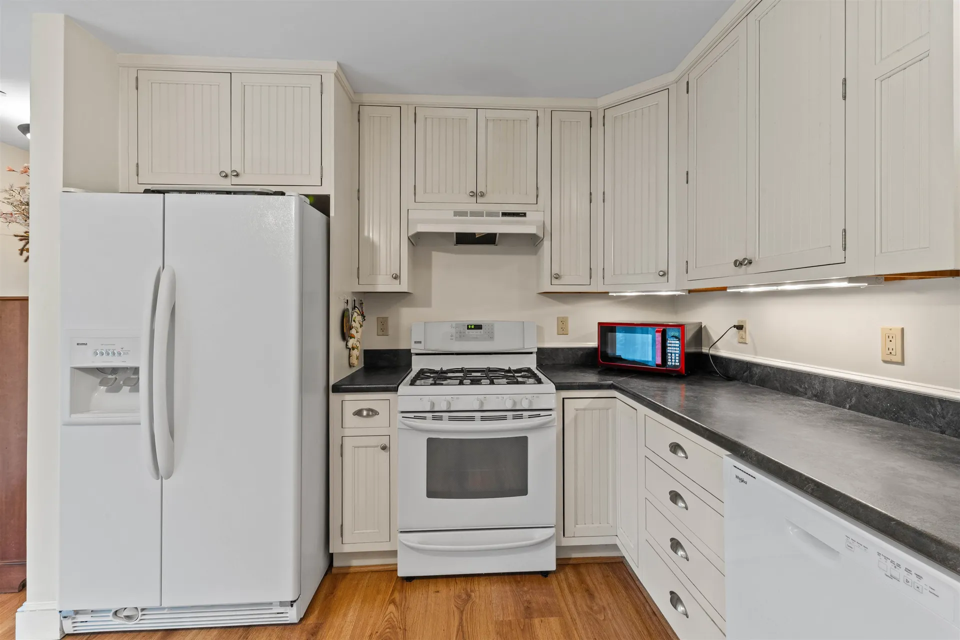 196 East Main Street Conway NH 03818