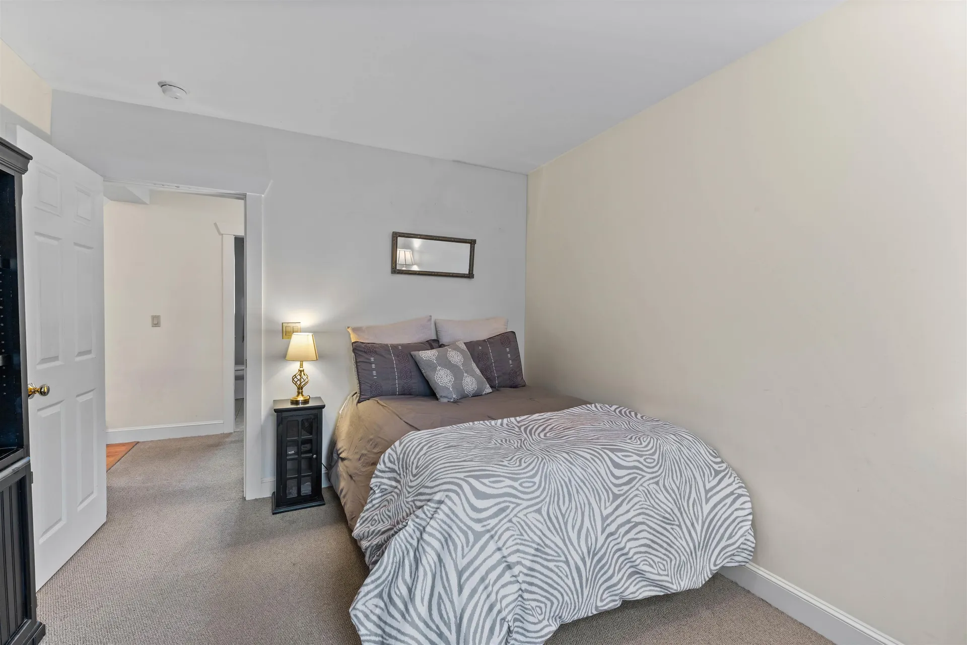 196 East Main Street Conway NH 03818