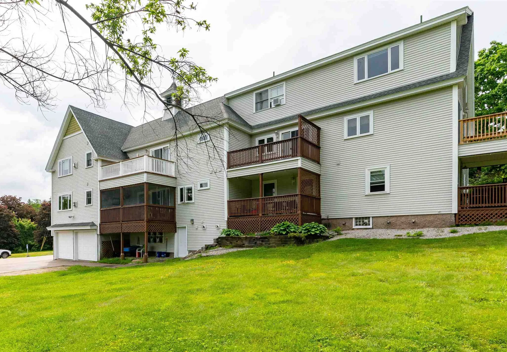 196 East Main Street Conway NH 03818