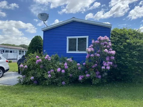 96 Whippoorwill Street Seabrook NH 03874