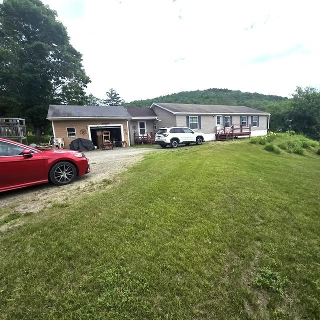 30 Hollow View Drive St. Johnsbury VT 05819