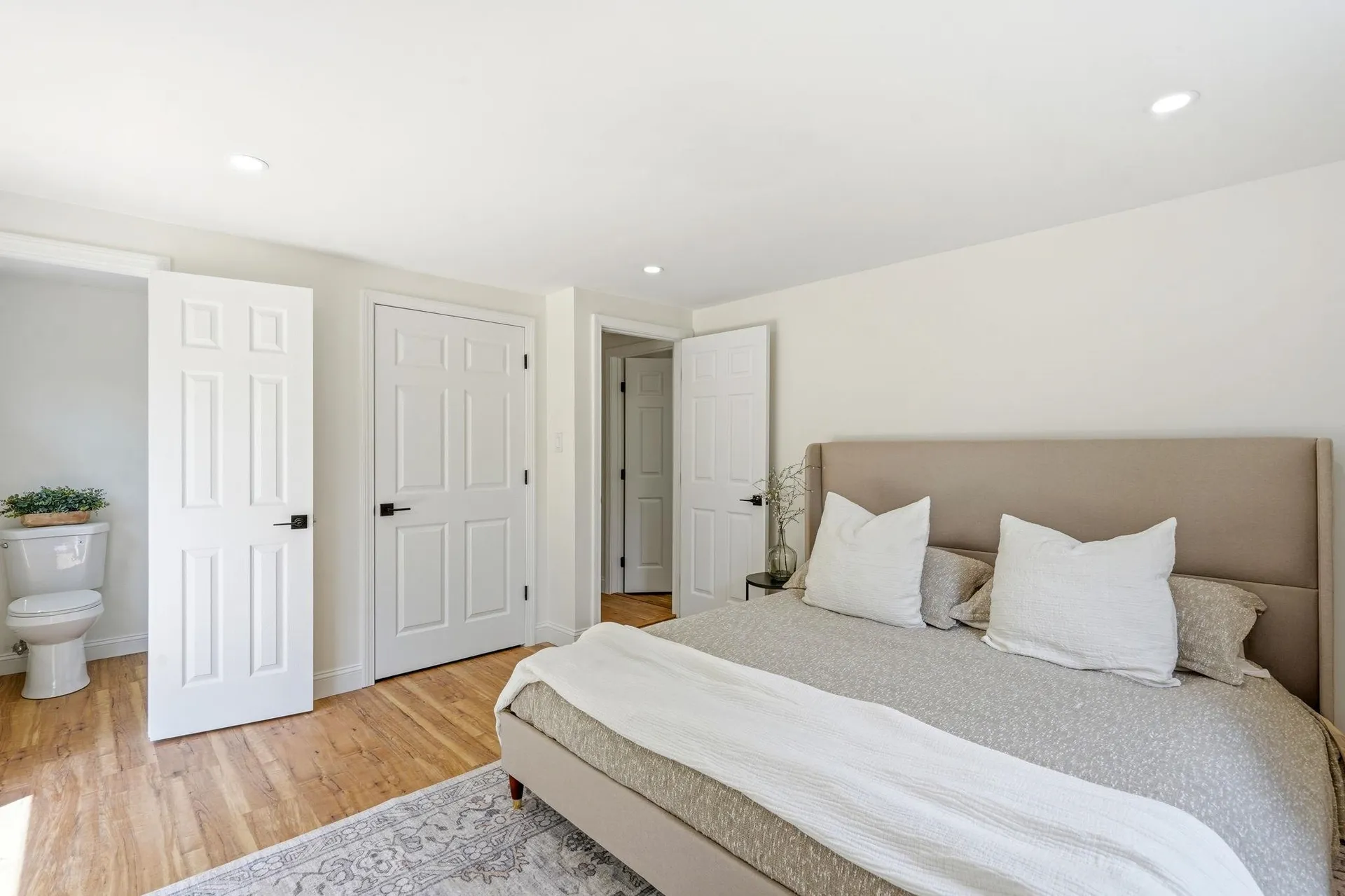 632 Raymond Road Chester NH 03036