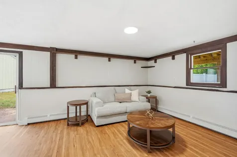 632 Raymond Road Chester NH 03036