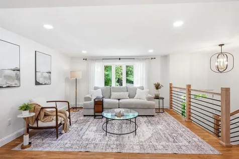 632 Raymond Road Chester NH 03036