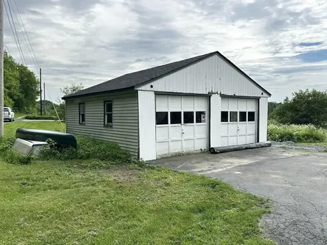 65 Saltis Road Poultney VT 05764