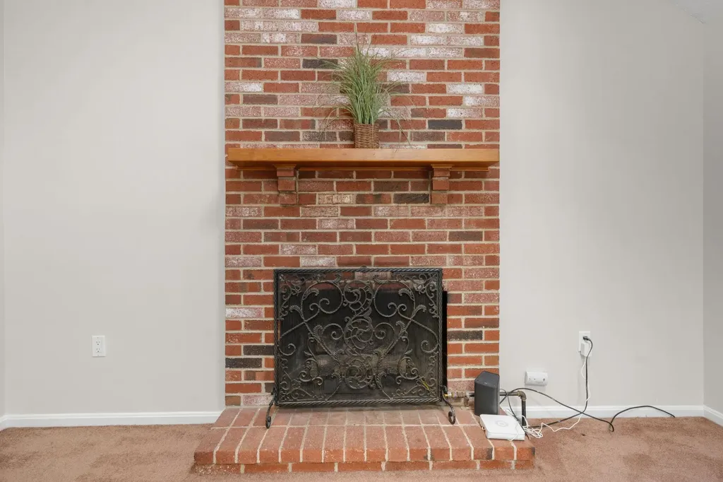 50 Spindlewick Drive Nashua NH 03062