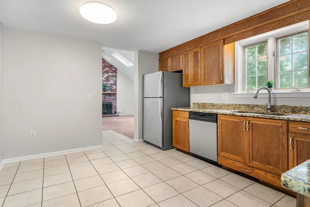 50 Spindlewick Drive Nashua NH 03062