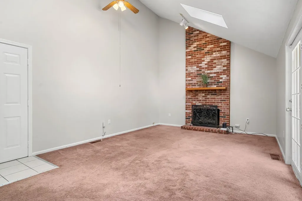 50 Spindlewick Drive Nashua NH 03062