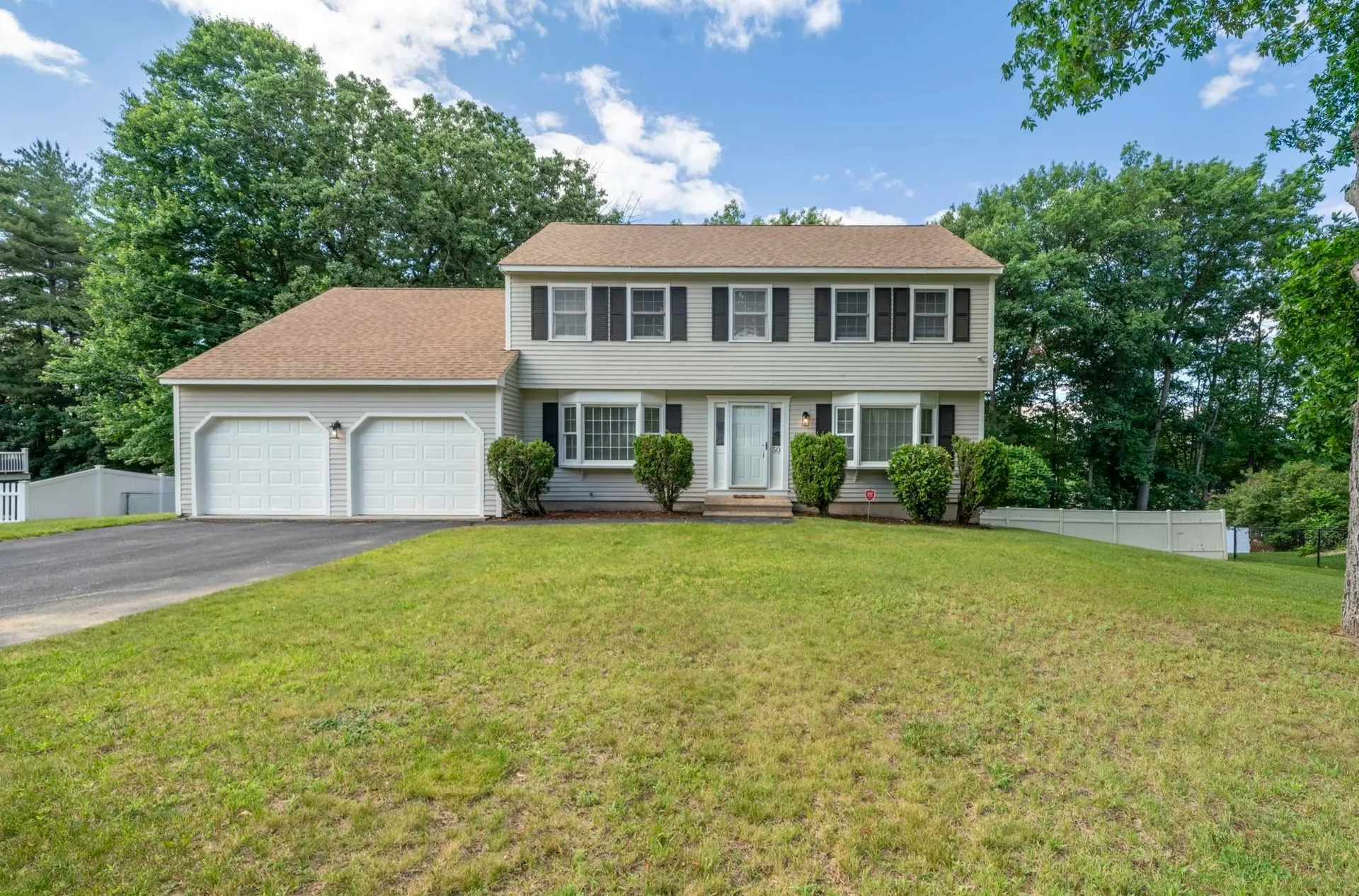 50 Spindlewick Drive Nashua NH 03062