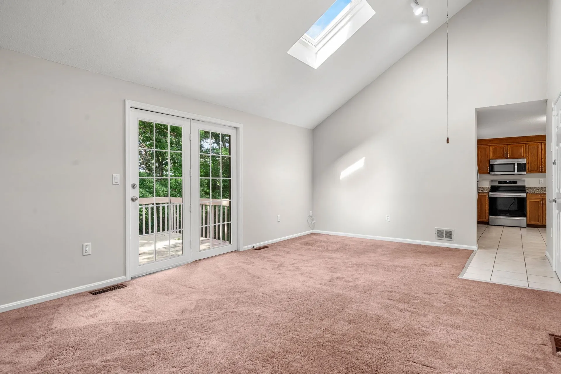 50 Spindlewick Drive Nashua NH 03062