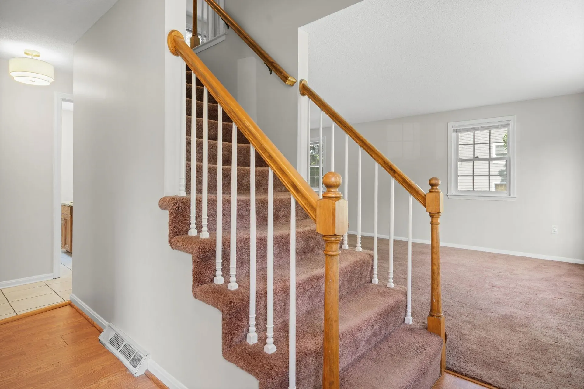 50 Spindlewick Drive Nashua NH 03062