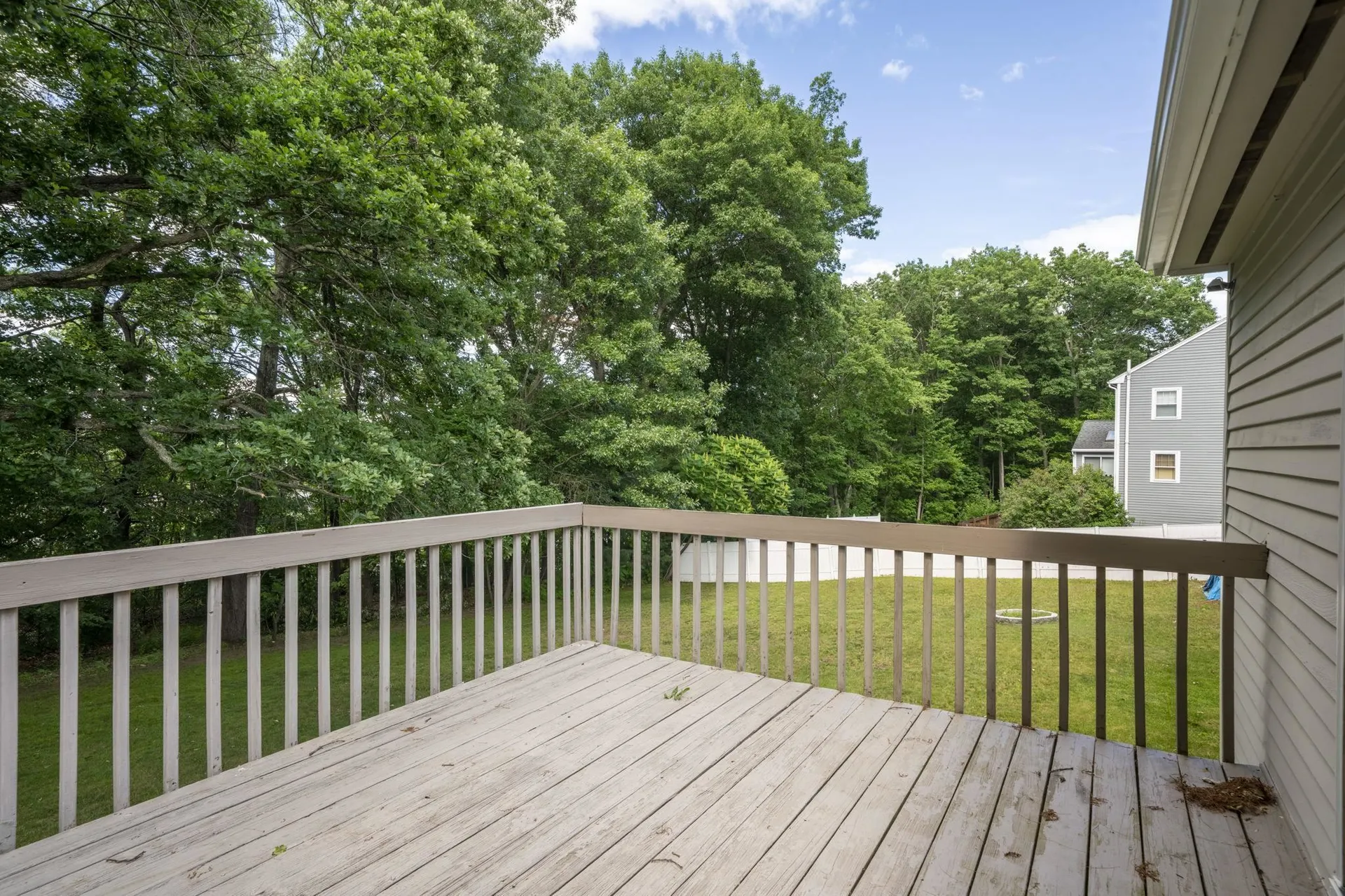 50 Spindlewick Drive Nashua NH 03062
