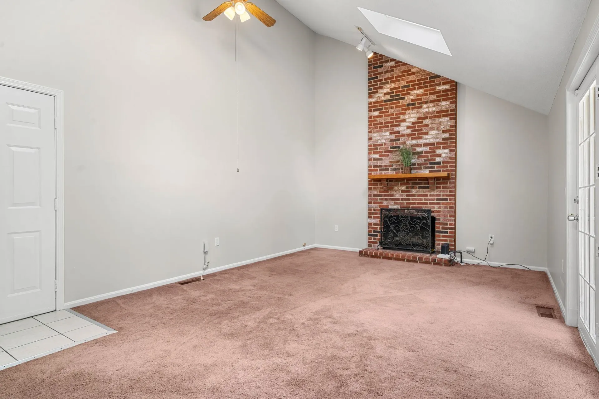 50 Spindlewick Drive Nashua NH 03062