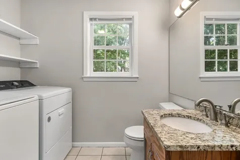 50 Spindlewick Drive Nashua NH 03062