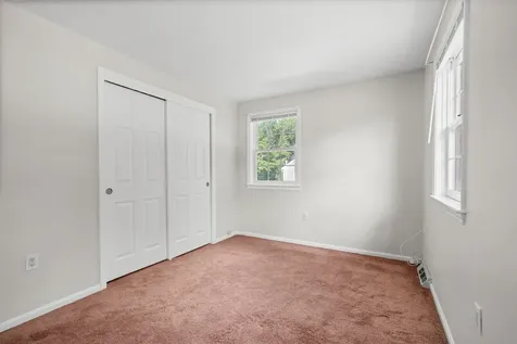 50 Spindlewick Drive Nashua NH 03062