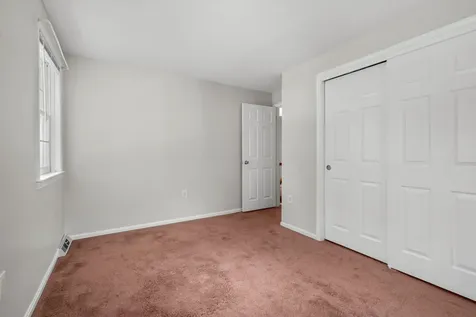 50 Spindlewick Drive Nashua NH 03062