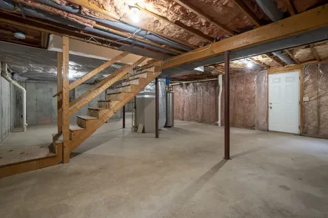 50 Spindlewick Drive Nashua NH 03062