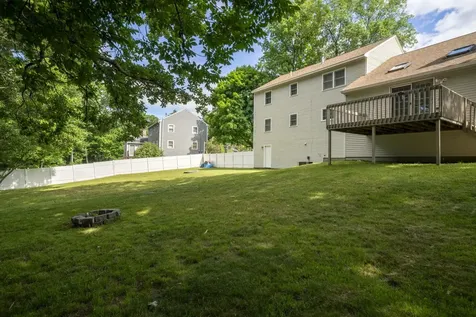 50 Spindlewick Drive Nashua NH 03062